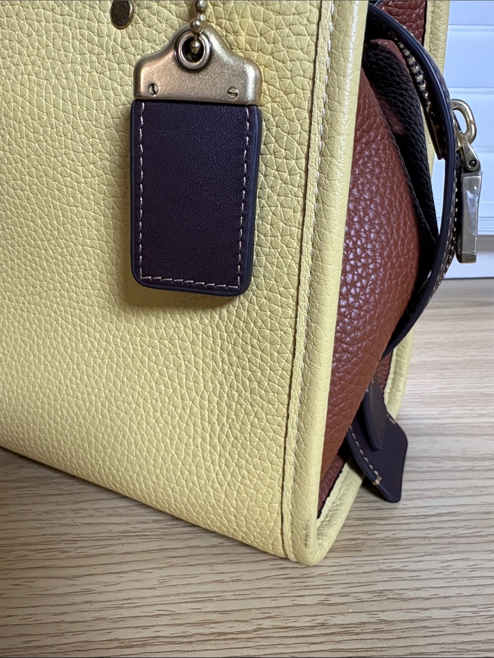 Coach Rogue 25 Regenerative Leather In Hay - Picture 4 of 16